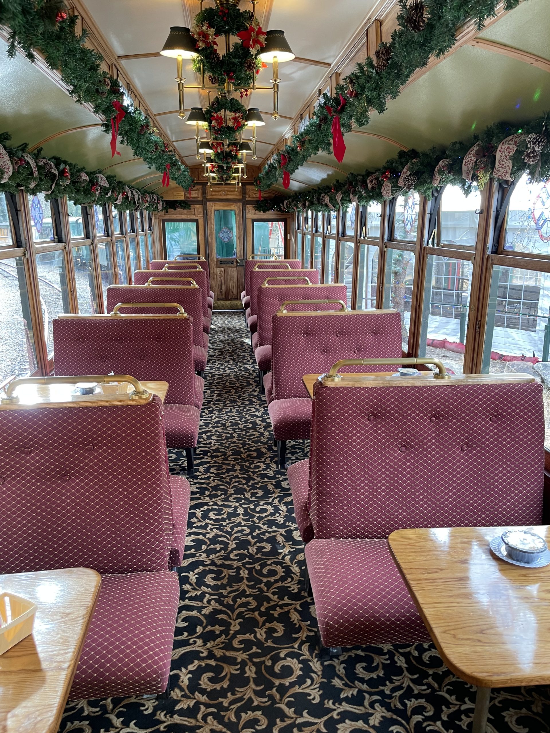 2023 Winter Holiday Trains Loop Railroad